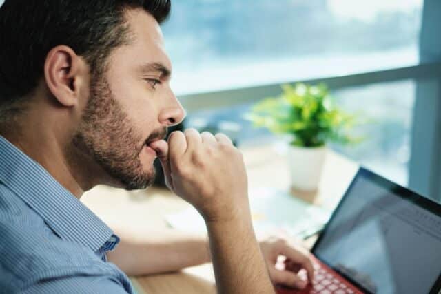 allocations chômage vivre étranger